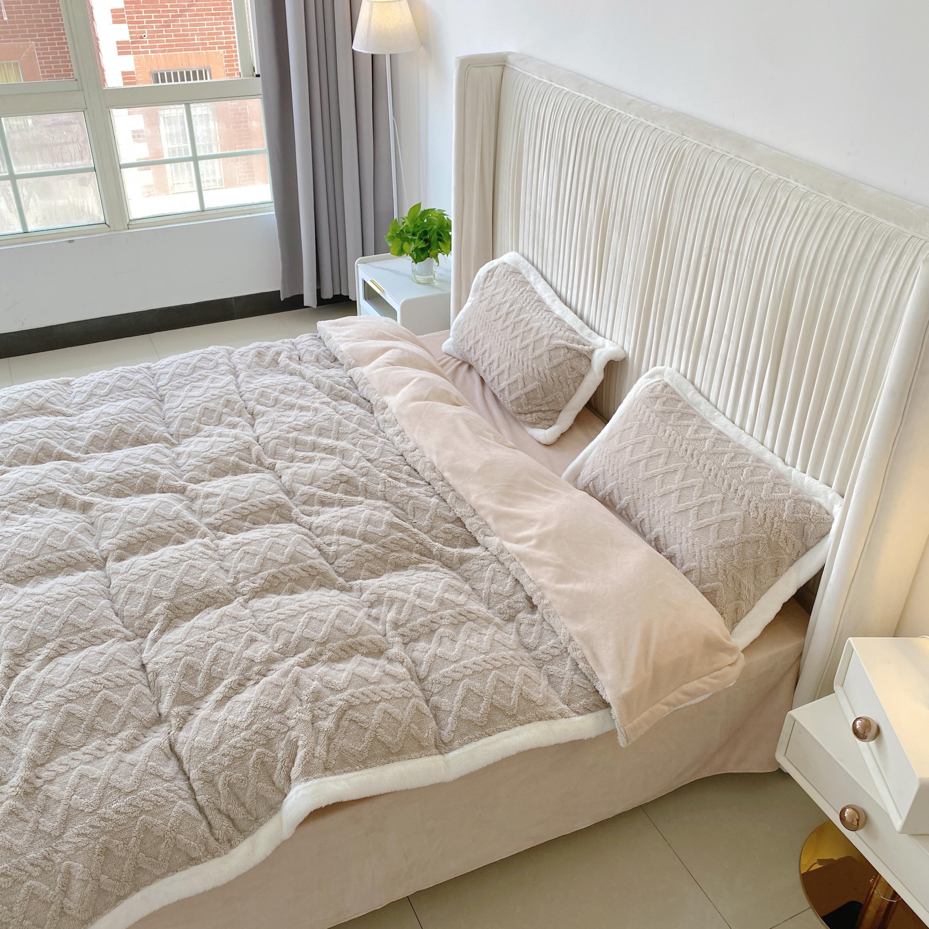 91家纺网 家纺一手货源 找家纺 潮邦2025【含买家秀】塔芙绒牛奶绒轻奢保暖四件套 塔芙浅咖