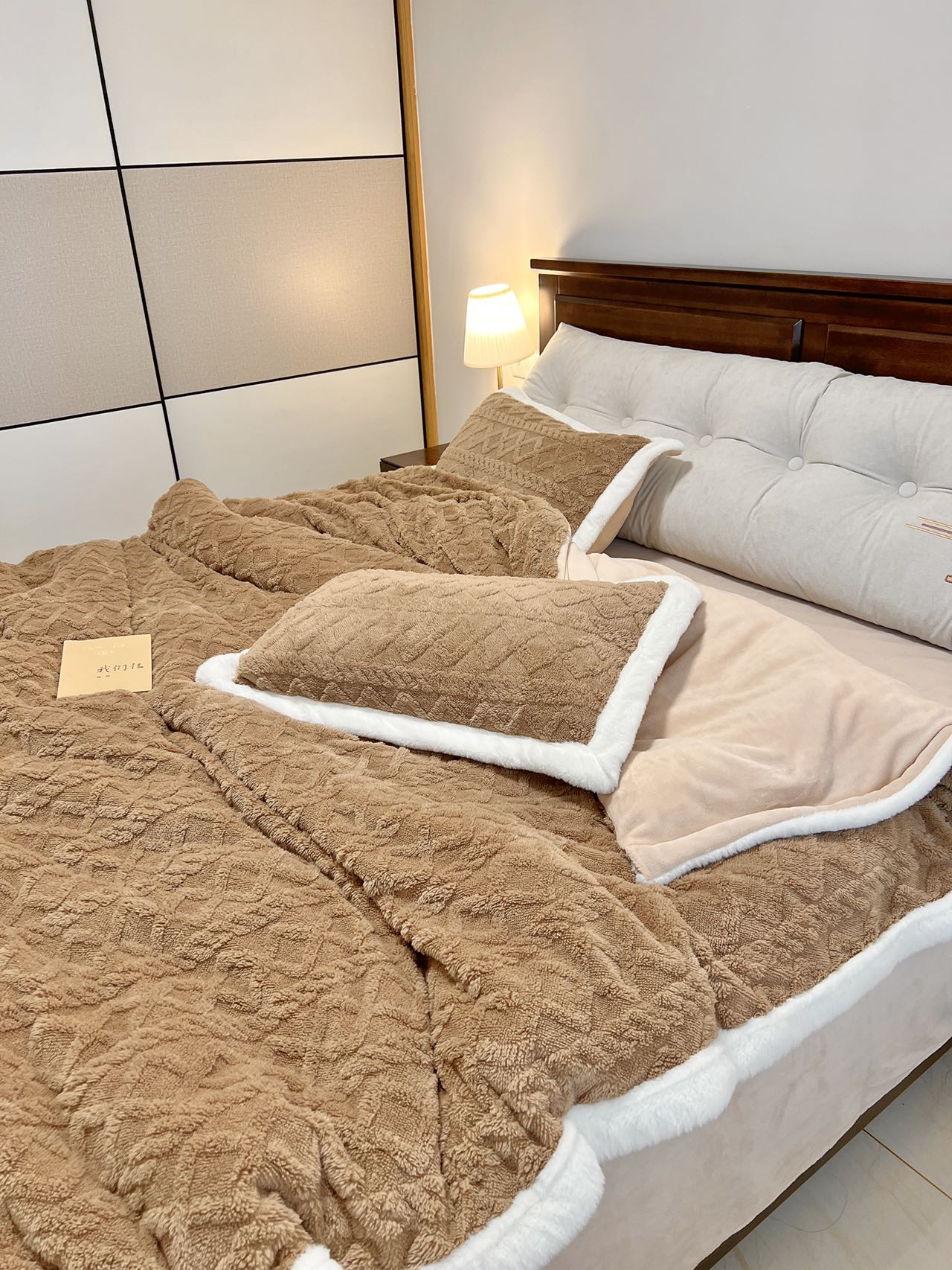 91家纺网 家纺一手货源 找家纺 潮邦2025【含买家秀】塔芙绒牛奶绒轻奢保暖四件套 塔芙深咖