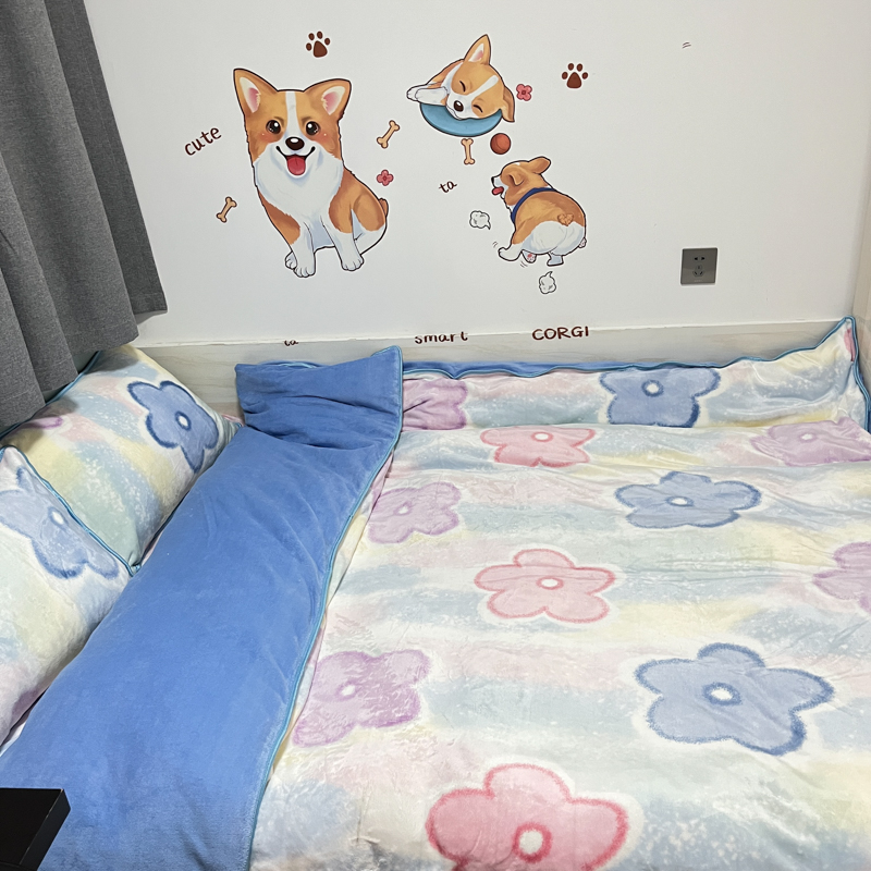 91家纺网 家纺一手货源 找家纺 金鑫汇 2022新款牛奶绒四件套系列 五叶花朵