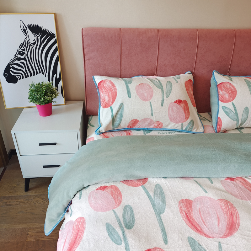 91家纺网 家纺一手货源 找家纺 金鑫汇 2022新款牛奶绒四件套系列 郁金香-粉