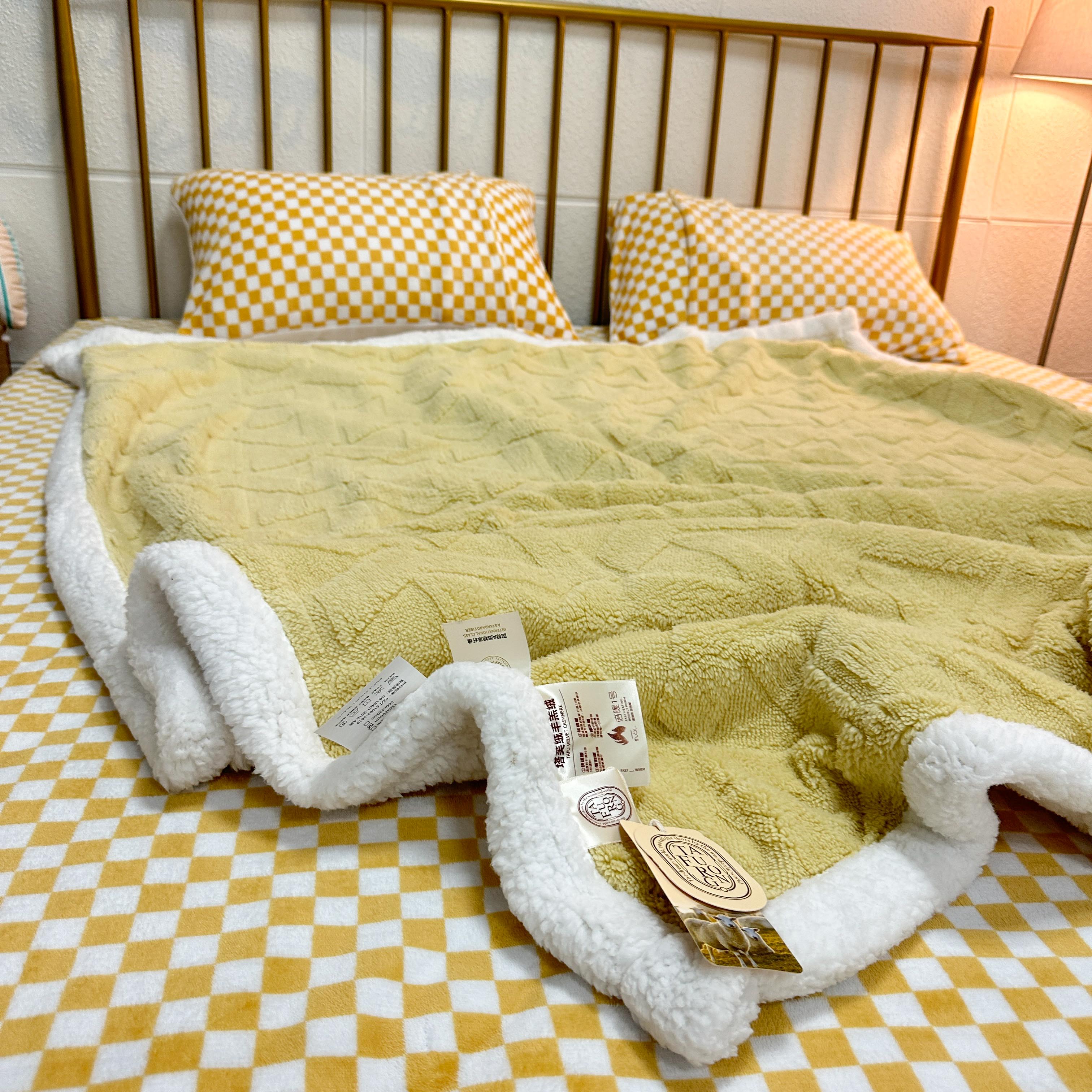 91家纺网 家纺一手货源 找家纺 呗旺鹿新A类双面塔芙绒羊羔绒毛毯办公室午睡盖毯子直播 格调