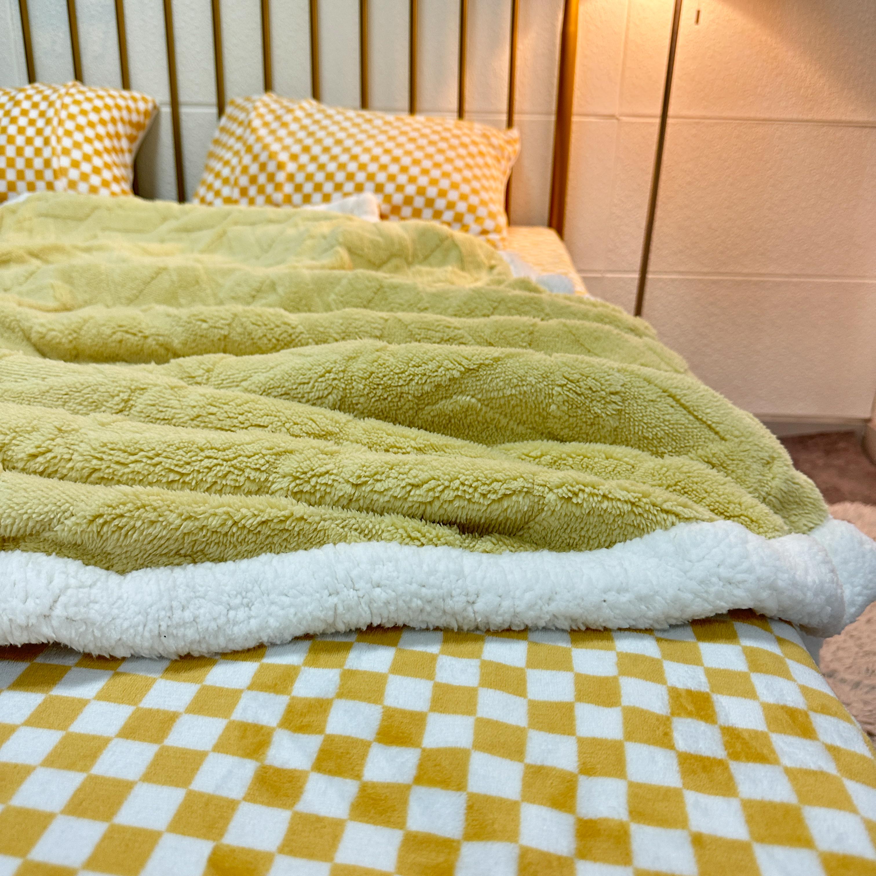 91家纺网 家纺一手货源 找家纺 呗旺鹿新A类双面塔芙绒羊羔绒毛毯办公室午睡盖毯子直播 格调