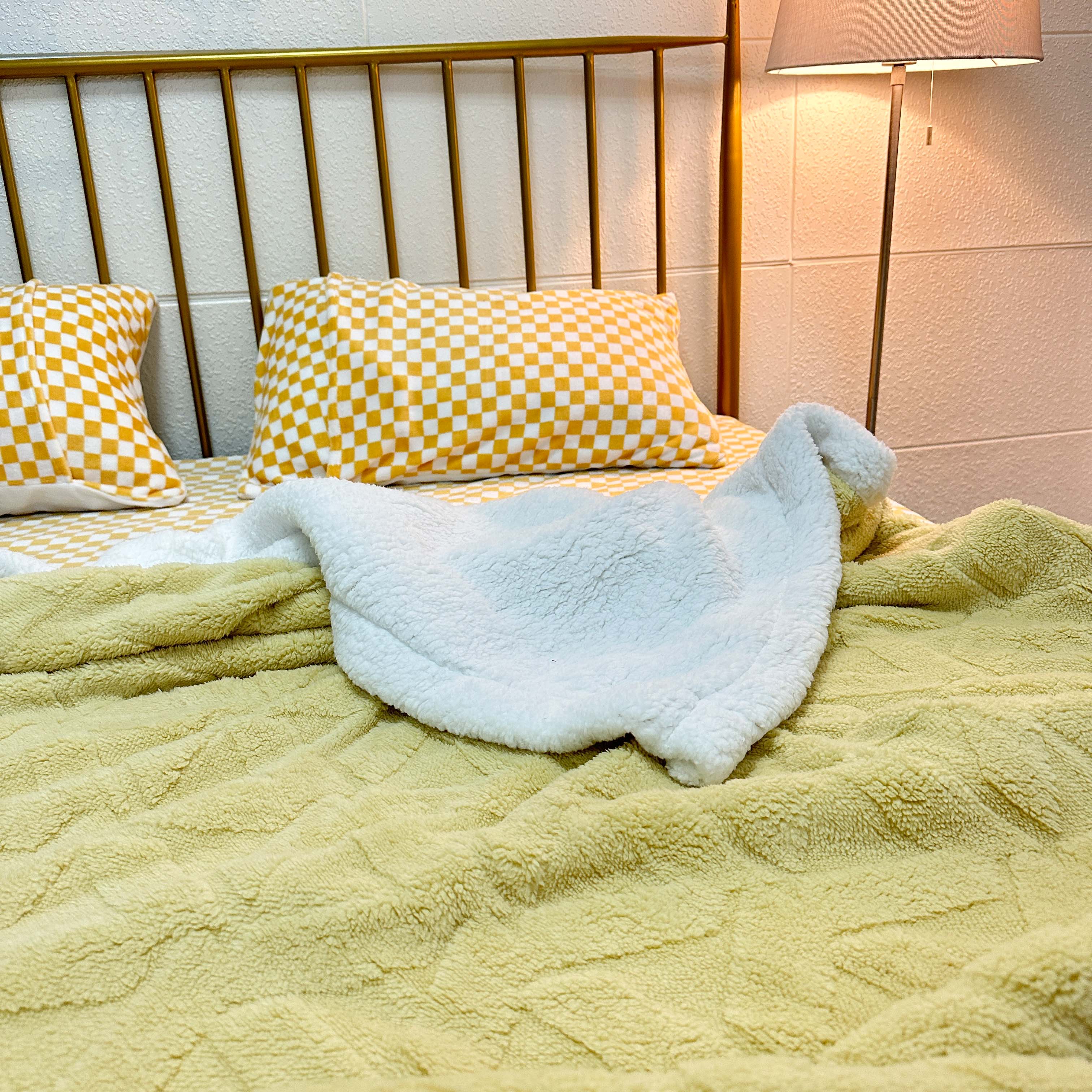 91家纺网 家纺一手货源 找家纺 呗旺鹿新A类双面塔芙绒羊羔绒毛毯办公室午睡盖毯子直播 格调