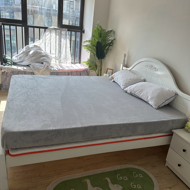 91家纺网 家纺一手货源 找家纺 好阁 2022新款200g牛奶绒单品床笠 冰川灰