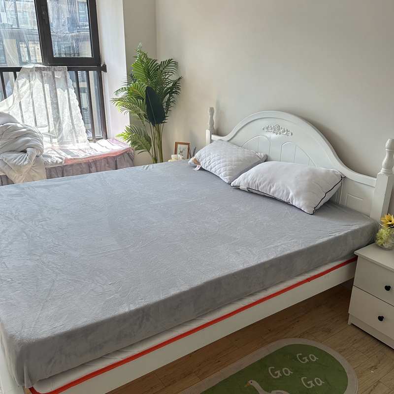 91家纺网 家纺一手货源 找家纺 好阁 2022新款200g牛奶绒单品床笠 冰川灰