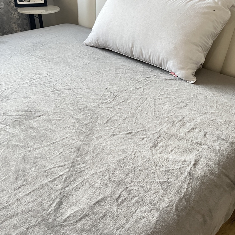 91家纺网 家纺一手货源 找家纺 好阁 2022新款200g牛奶绒单品床笠 星空灰