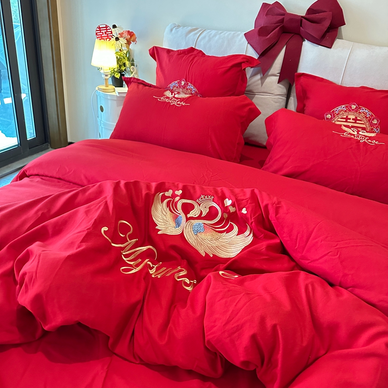 91家纺网 家纺一手货源 找家纺 玉雅家纺 2025新款亲肤棉刺绣婚庆四件套 心中有你