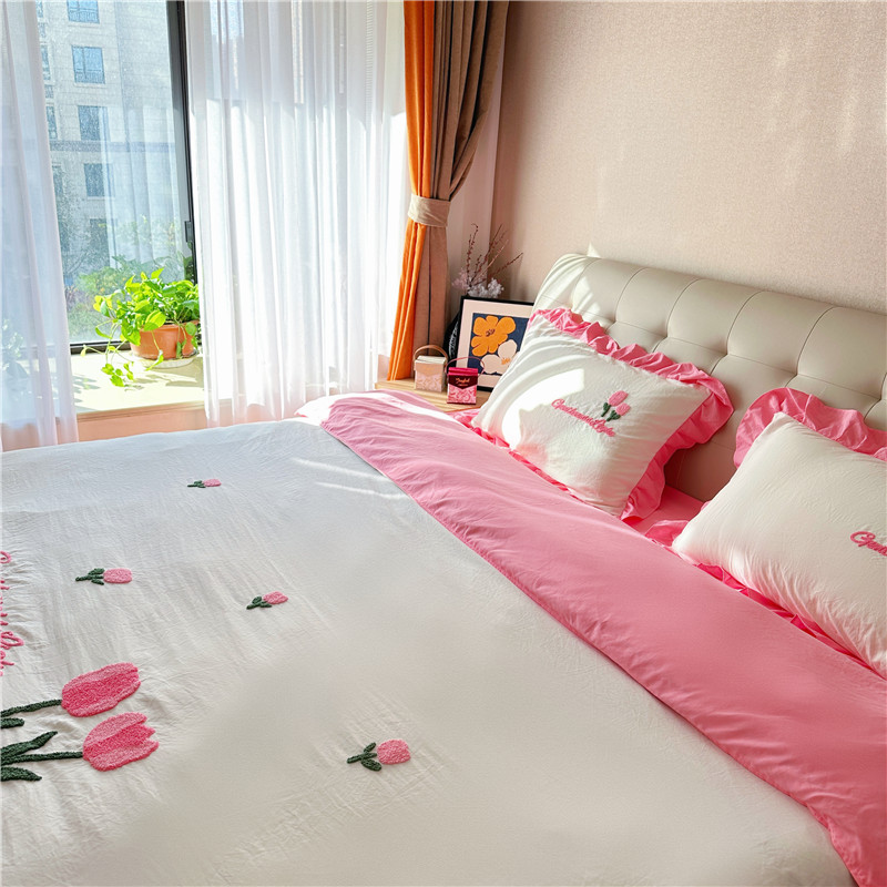 91家纺网 家纺一手货源 找家纺 易禾家纺 2024新款水洗亲肤棉毛巾绣四件套 郁金香-玫粉