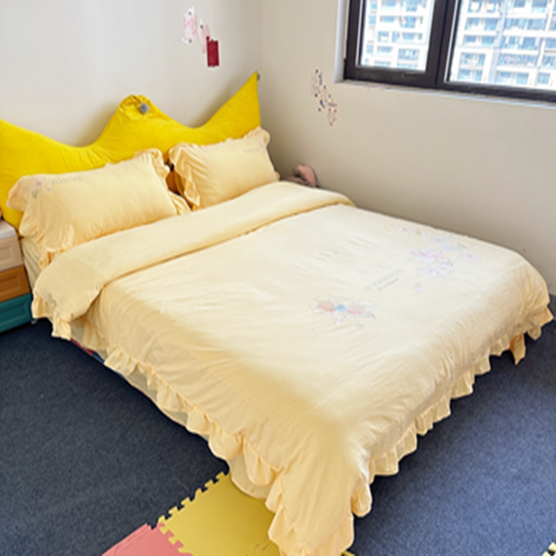 91家纺网 家纺一手货源 找家纺 ab家纺 2023新款满绣水洗棉四件套 鹅黄