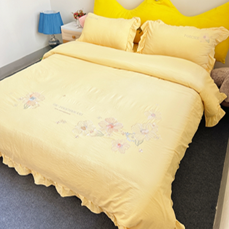 91家纺网 家纺一手货源 找家纺 ab家纺 2023新款满绣水洗棉四件套 鹅黄