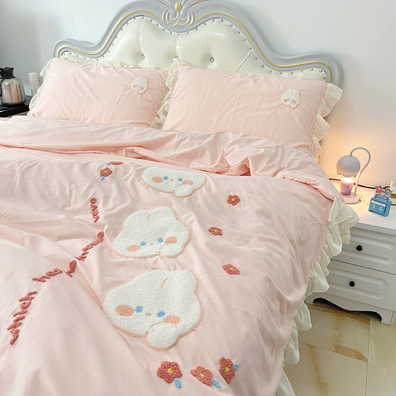 91家纺网 家纺一手货源 找家纺 我心 2023新款毛巾绣四件套-萌兔系列 花儿兔-粉