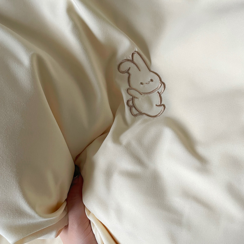 91家纺网 家纺一手货源 找家纺 N先生 2024新款亲肤水洗棉刺绣四件套-小花兔 小花兔-奶黄
