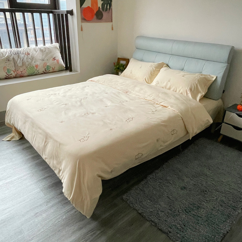 91家纺网 家纺一手货源 找家纺 N先生 2024新款亲肤水洗棉刺绣四件套-小花兔 小花兔-奶黄