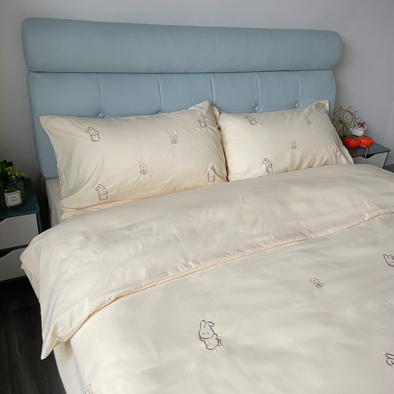 91家纺网 家纺一手货源 找家纺 N先生 2024新款亲肤水洗棉刺绣四件套-小花兔 小花兔-奶黄