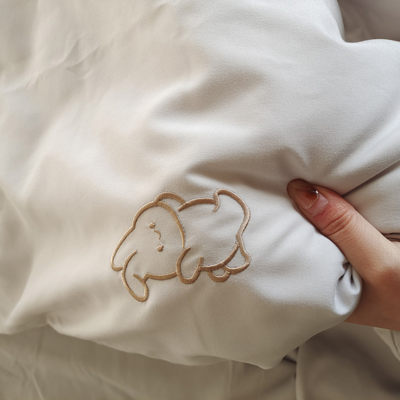 91家纺网 家纺一手货源 找家纺 N先生 2024新款亲肤水洗棉刺绣四件套-小花兔 小花兔-银灰