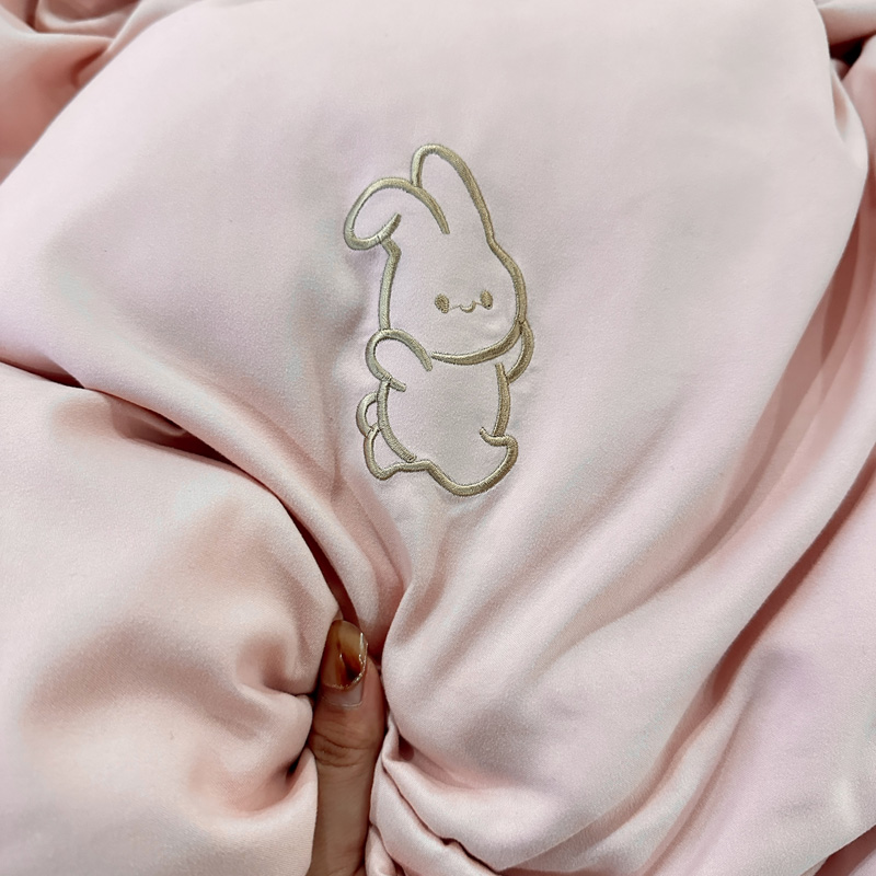 91家纺网 家纺一手货源 找家纺 N先生 2024新款亲肤水洗棉刺绣四件套-小花兔 小花兔-粉