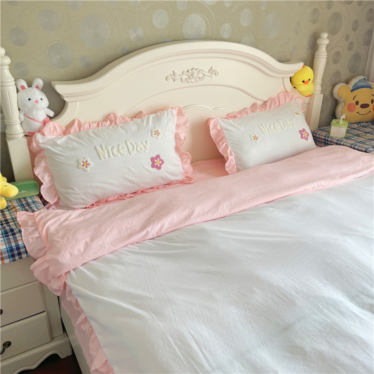 91家纺网 家纺一手货源 找家纺 泉欣直播网红款牛奶绒卡通毛巾绣四件套雪宝宝系列 雪宝宝-白粉