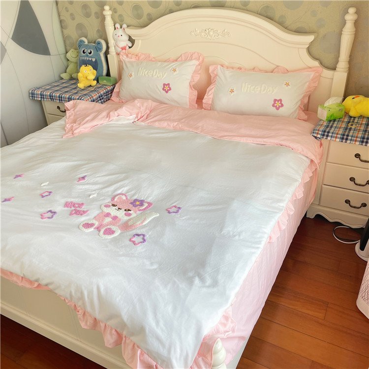 91家纺网 家纺一手货源 找家纺 泉欣直播网红款牛奶绒卡通毛巾绣四件套雪宝宝系列 雪宝宝-白粉