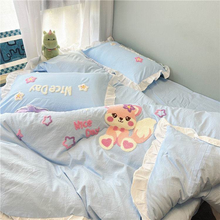 91家纺网 家纺一手货源 找家纺 （总）泉欣家纺 2024新款小精灵系列加厚水洗亲肤棉毛巾绣四件套