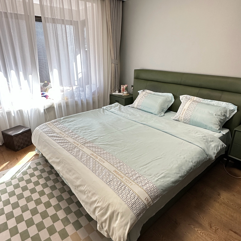 91家纺网 家纺一手货源 找家纺 金麦家纺 2023新款冰丝英格四件套系列  英格-梵星蓝