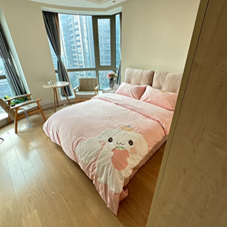 91家纺网 家纺一手货源 找家纺 蜜柚 2024新款全棉贴布绣四件套 长耳兔-公主粉