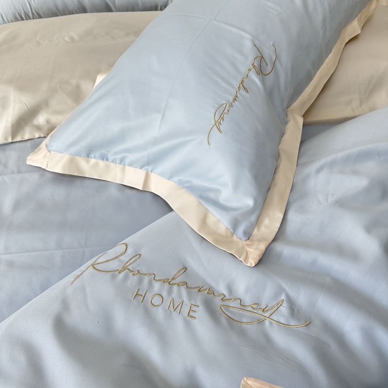 91家纺网 家纺一手货源 找家纺 金麦家纺 2023新款冰丝小拼角四件套系列 小拼角天空蓝