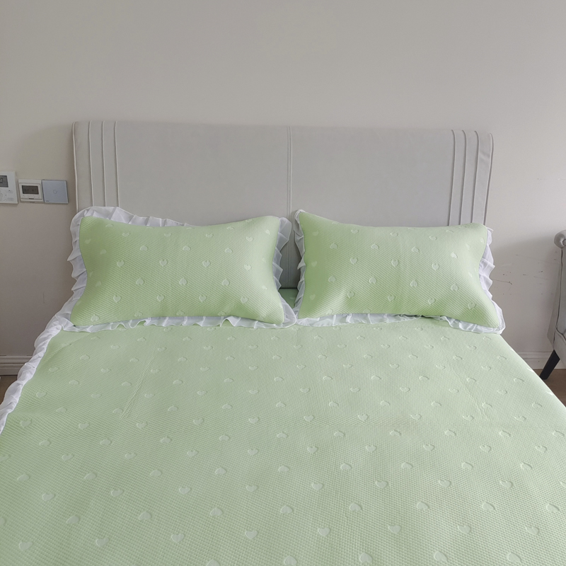 91家纺网 家纺一手货源 找家纺 川悦生活2023新款雪纺极速凉感凉豆豆床裙凉席三件套 贝昔-果绿