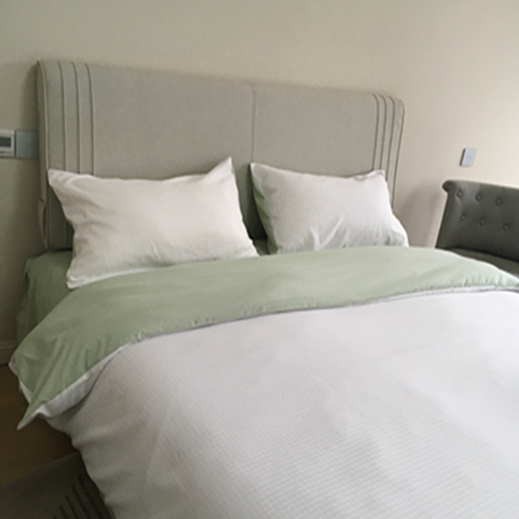 91家纺网 家纺一手货源 找家纺 N先生  2024新款小方格提花水洗棉四件套 抹茶绿