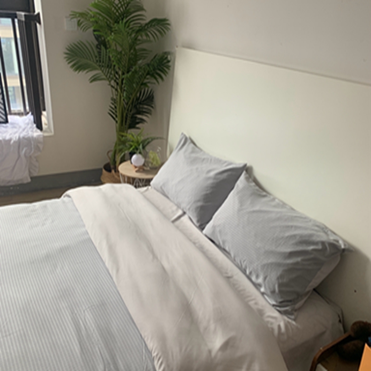 91家纺网 家纺一手货源 找家纺 N先生  2024新款小方格提花水洗棉四件套 浅灰