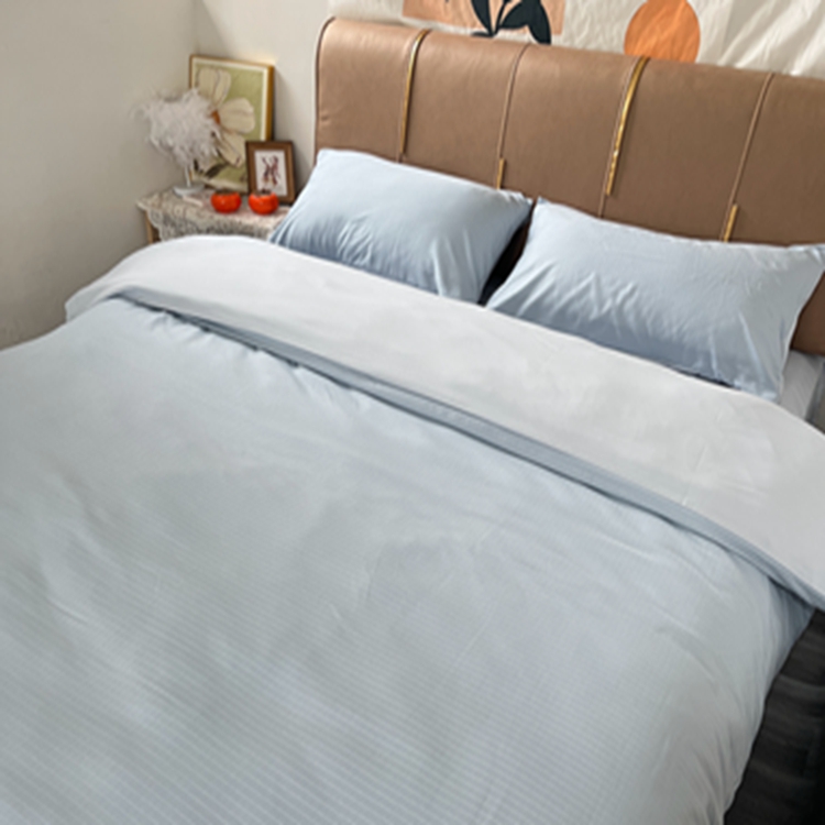 91家纺网 家纺一手货源 找家纺 N先生  2024新款小方格提花水洗棉四件套 浅蓝