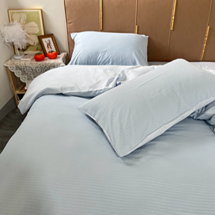 91家纺网 家纺一手货源 找家纺 N先生  2024新款小方格提花水洗棉四件套 浅蓝