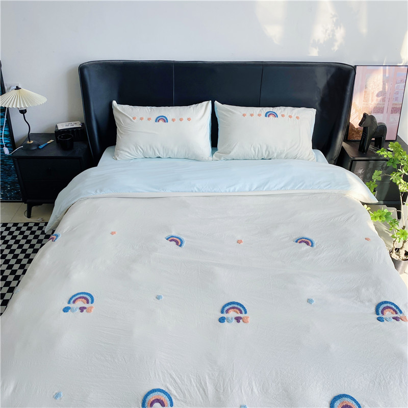 91家纺网 家纺一手货源 找家纺 潮邦 2025全新升级面料【奶小冻】春夏毛巾绣四件套 彩虹桥