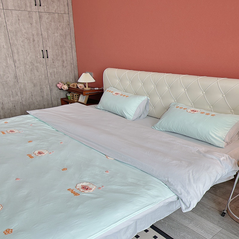 91家纺网 家纺一手货源 找家纺 潮邦 2025全新升级面料【奶小冻】春夏毛巾绣四件套 羊咩咩