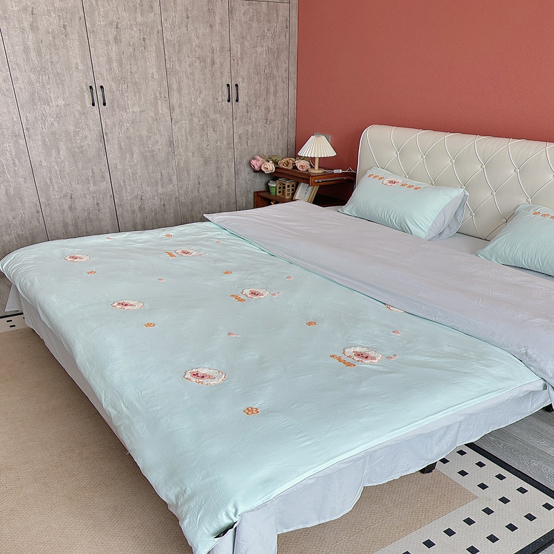 91家纺网 家纺一手货源 找家纺 潮邦 2025全新升级面料【奶小冻】春夏毛巾绣四件套 羊咩咩