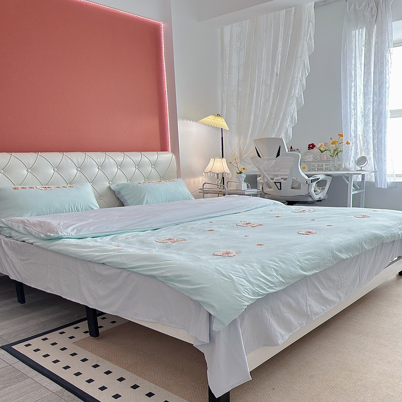 91家纺网 家纺一手货源 找家纺 潮邦 2025全新升级面料【奶小冻】春夏毛巾绣四件套 羊咩咩