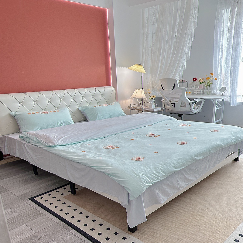 91家纺网 家纺一手货源 找家纺 潮邦 2025全新升级面料【奶小冻】春夏毛巾绣四件套 羊咩咩