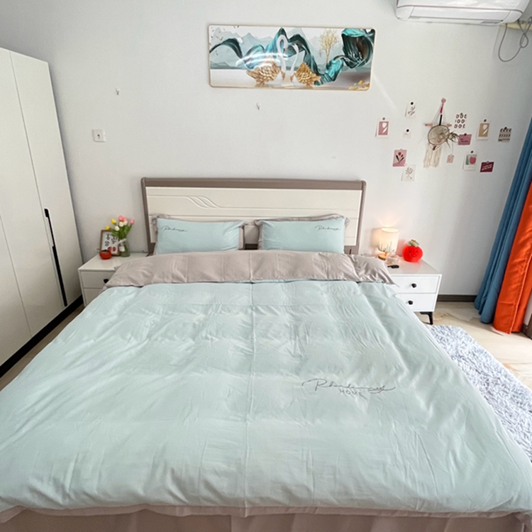 91家纺网 家纺一手货源 找家纺 金麦家纺 2023新款冰丝小拼角四件套系列 小拼角繁星蓝