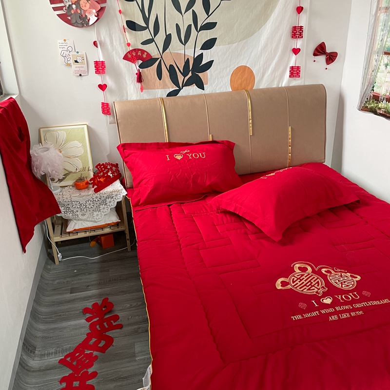 91家纺网 家纺一手货源 找家纺 玉雅家纺 2025新款新疆棉花结婚刺绣婚庆床垫床褥加厚垫被 爱意满满