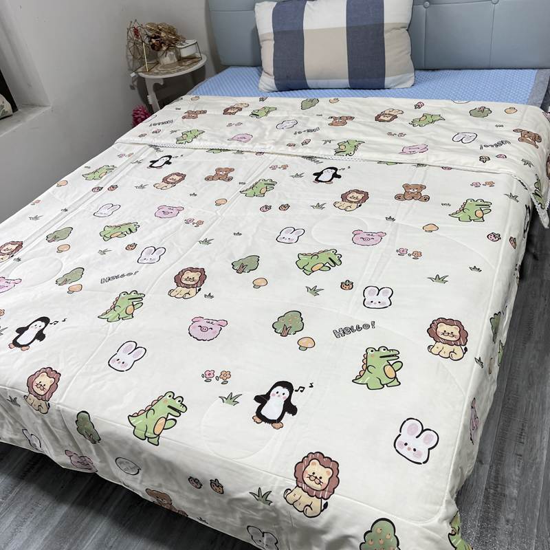 91家纺网 家纺一手货源 找家纺 德芙 2023新款全棉印花卡通夏被四件套 野餐派对