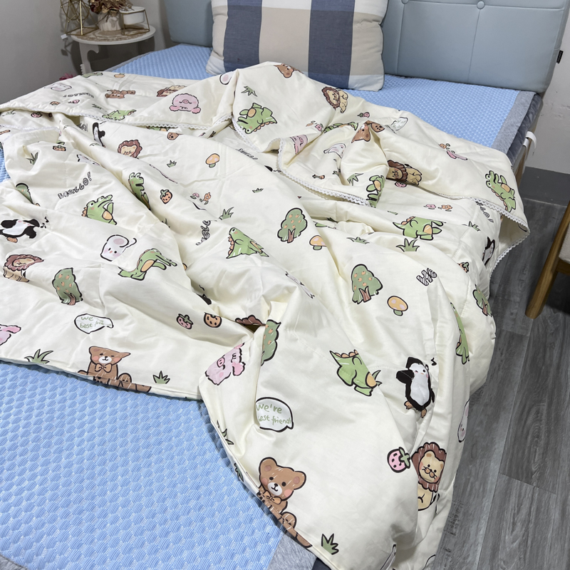 91家纺网 家纺一手货源 找家纺 德芙 2023新款全棉印花卡通夏被四件套 野餐派对
