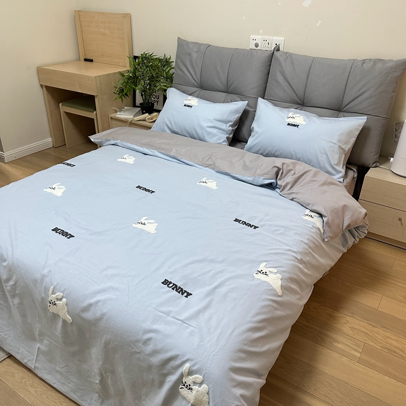 91家纺网 家纺一手货源 找家纺 时年 全棉水洗棉毛巾绣系列 40水洗-邦尼兔蓝