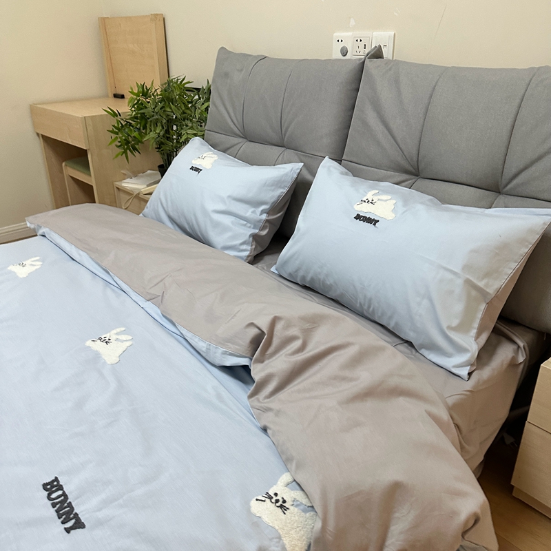 91家纺网 家纺一手货源 找家纺 时年 全棉水洗棉毛巾绣系列 40水洗-邦尼兔蓝