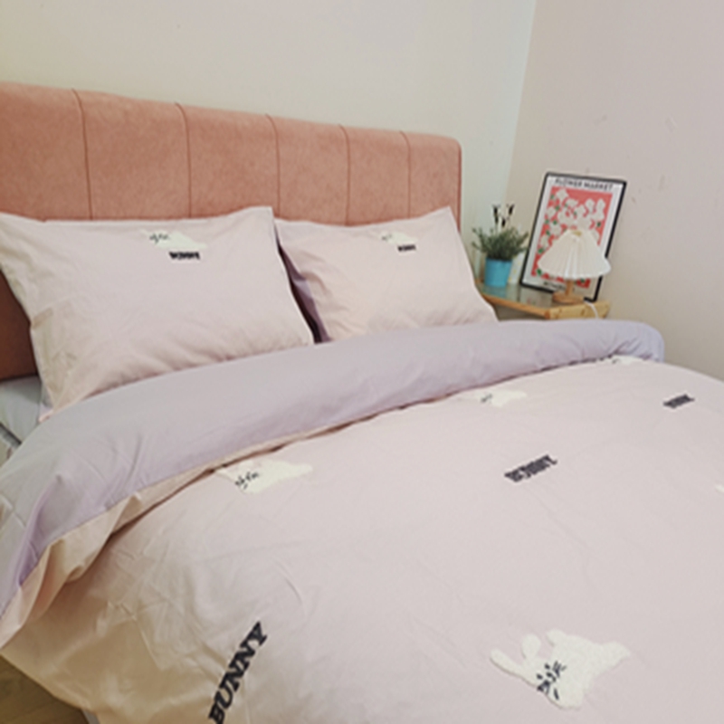 91家纺网 家纺一手货源 找家纺 时年 全棉水洗棉毛巾绣系列 40水洗-邦尼兔粉