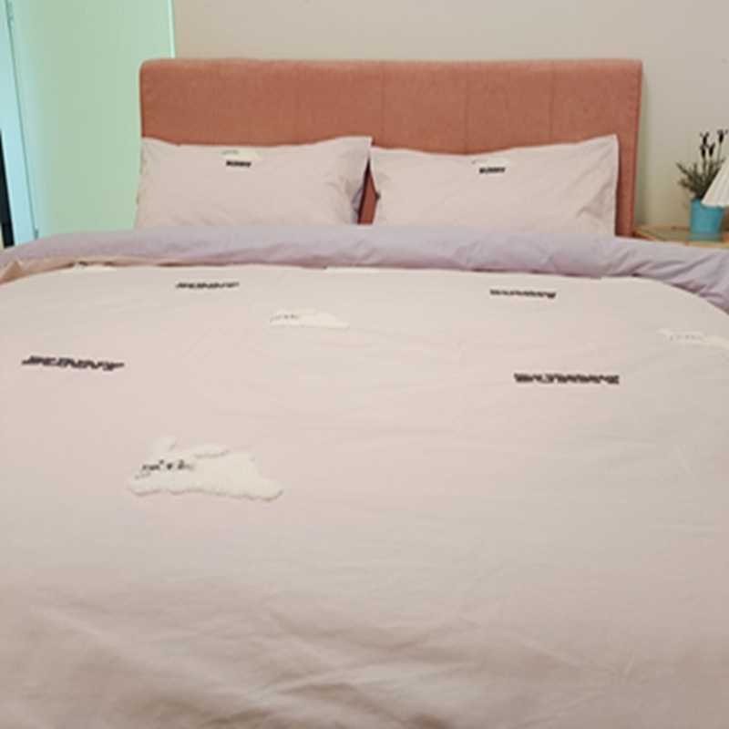 91家纺网 家纺一手货源 找家纺 时年 全棉水洗棉毛巾绣系列 40水洗-邦尼兔粉