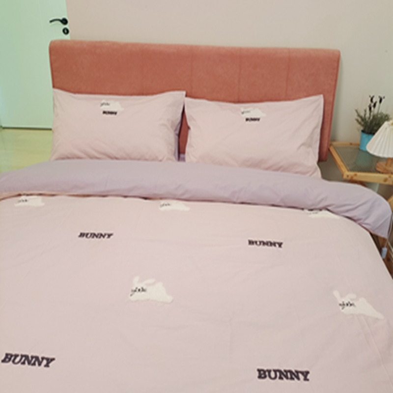 91家纺网 家纺一手货源 找家纺 时年 全棉水洗棉毛巾绣系列 40水洗-邦尼兔粉