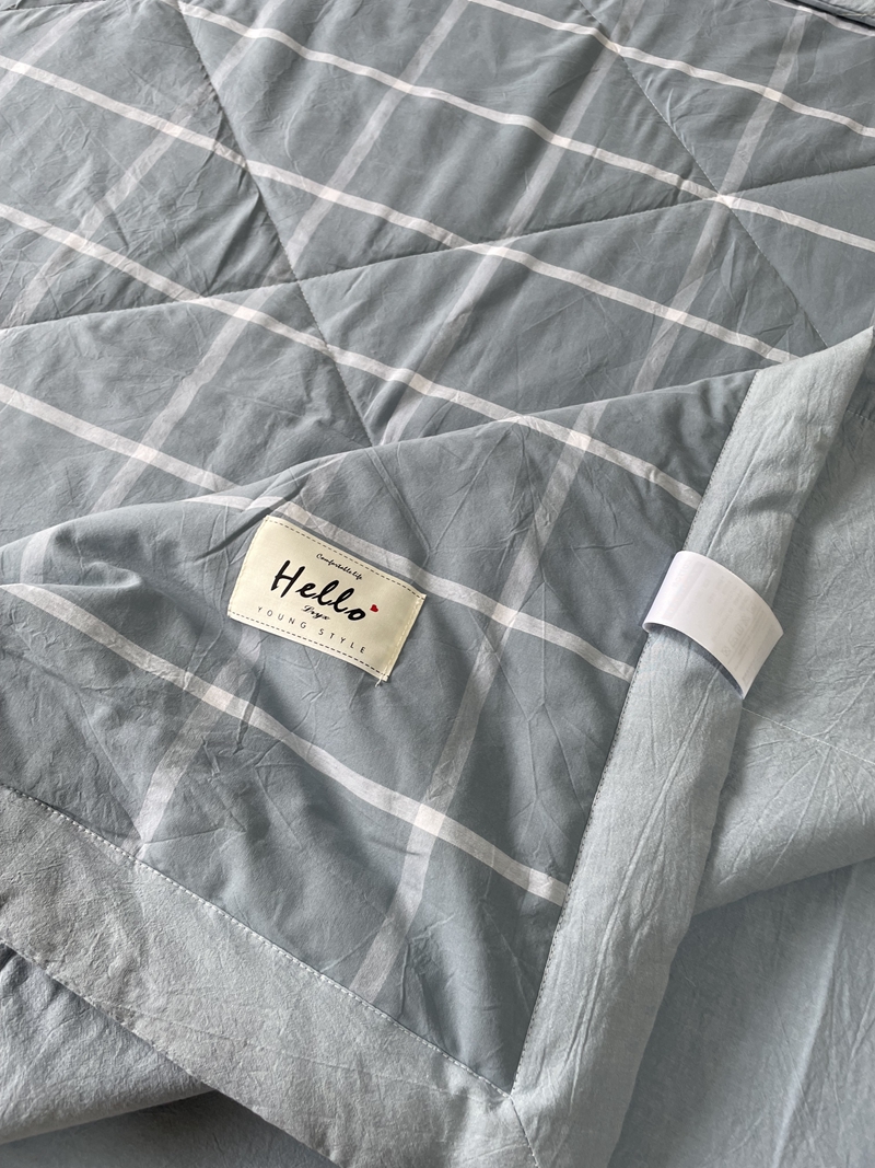 91家纺网 家纺一手货源 找家纺 恋人优选 2023新款A类全棉色织水洗棉夏被 海蓝格