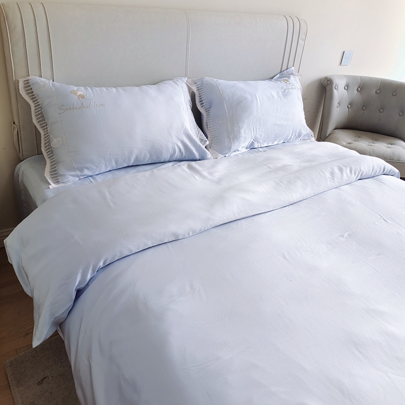 91家纺网 家纺一手货源 找家纺 （总）曼布缇2025新款春夏新品100S莱赛尔天丝四件套-流金岁月