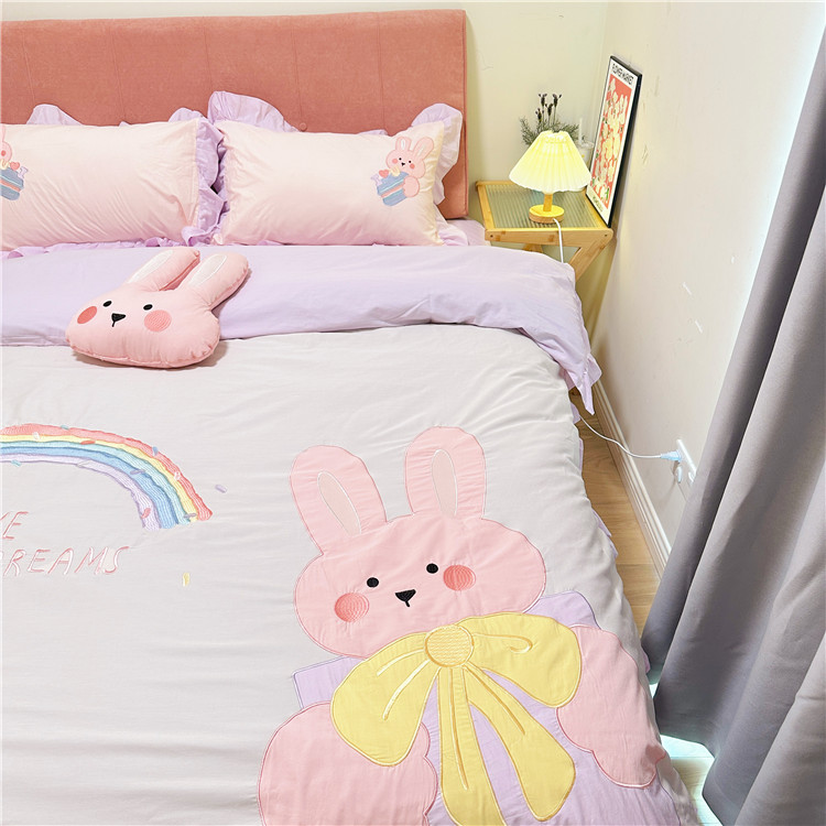 91家纺网 家纺一手货源 找家纺 （总）2025新款A类60S全棉水洗棉刺绣花边四件套