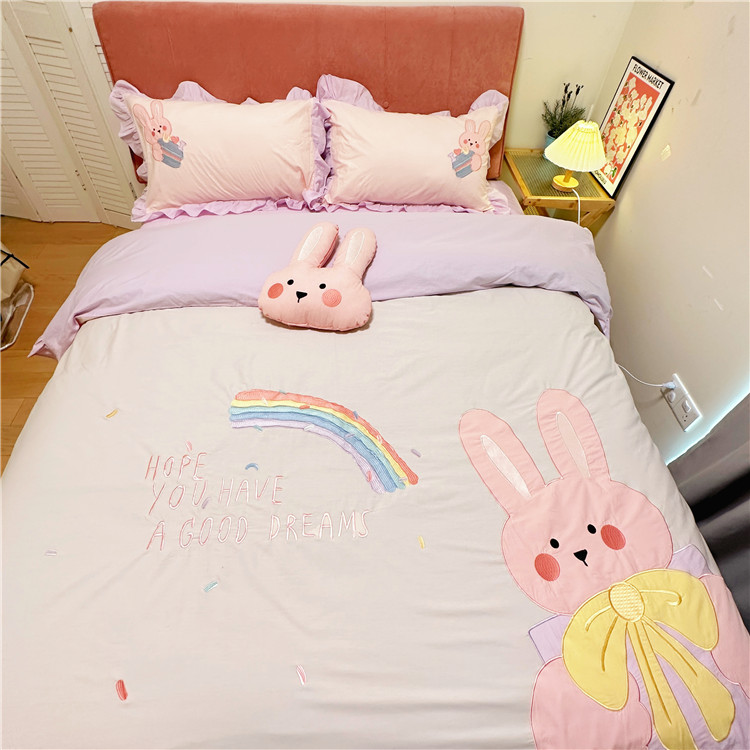 91家纺网 家纺一手货源 找家纺 （总）2025新款A类60S全棉水洗棉刺绣花边四件套