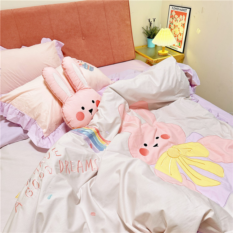 91家纺网 家纺一手货源 找家纺 （总）2025新款A类60S全棉水洗棉刺绣花边四件套